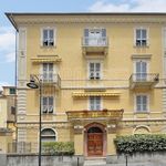 Large apartment in historic building located in the center of Lerici