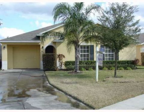 3 bed / 3 bath -Fully Furnished and  Zoned for Short Term Rental. This Magnificient Vacation Home is Available with Bookings in Place or can be used as a primary residence.  Close to Disney, shopping and restaurants. 