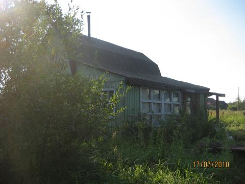 Summer-resort house in the village Of [siukha]. 15 hundredths with the excellent garden. There is a light, it is very easy and it is inexpensive to lengthen into the house water. Gas they promise to release in this year. Good bath. In the house it is...