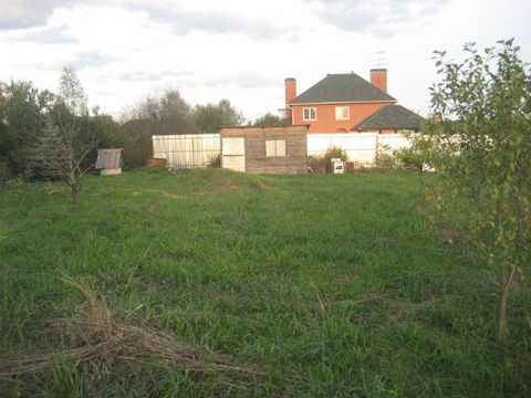 Kiev, Borovskoe sh. 25 km. from Moscow, d.Timonino (Aprelevka), section 17 hectare permanent residence, a rectangular shape, the site of the old house, a light wound, gas prospect, is gazafikatsiya derevni.Les-100 m, near the pond. Infrastructure g.A...