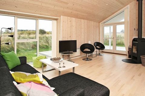 Modern holiday cottage furnished in a traditional Danish cottage style, good lighting and room for the entire family both indoor and outside. Bright living room in open concept with the kitchen, 3 bedrooms and bathroom with underfloor heating and whi...