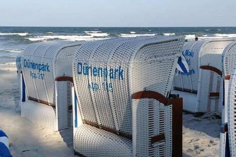 The Baltic Sea island of Rügen is a paradise for children. Endless white sandy beaches, the extensive and enchanting nature and the gentle Baltic Sea with its mild climate invite large and small families to relax and unwind. The Dune Park Binz is the...