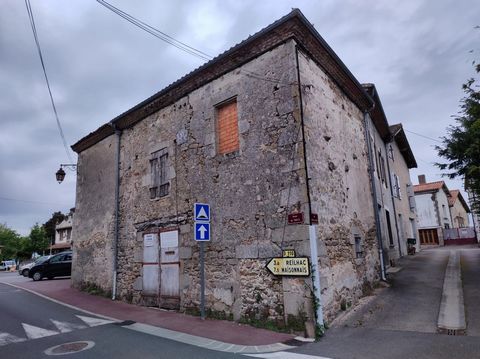 Ideally facing south-east and located in the heart of the village with restaurant, post office and weekly market. The ground floor has an area of 40m2, with an upper floor of the same area. Window and door openings are already in place with a large b...