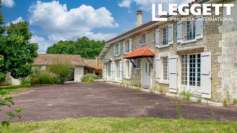 A22482ELM16 - Located in the south of the Charente department, 5 minutes from Baignes, this beautiful stone house offers you a magnificent and peaceful living environment. This property is detached, without vis-à-vis and no neighbours nearby. Access ...