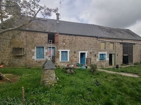 Lovers of stone, this farmhouse to restore is located in a village near Carrouges. Great potential for a possible living area of 125 m2. It includes a kitchen, a bedroom, a toilet and a bathroom, a large living room of 30 m2 with fireplace. The attic...