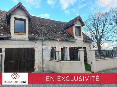 Located in a hamlet in the commune of Pouzay, I offer you a house of about 78m2, ideal for a rental investment! It consists of a beautiful living room with kitchenette, a laundry room, 2 toilets, 2 bedrooms and a bathroom. An attached garage and a co...