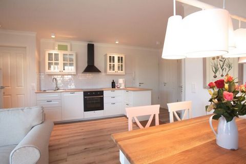 We rent out our holiday apartment 1 in our Bådehus, only about 150m from the beach. Our holiday apartment 1 is on the ground floor and has two terraces facing northwest and southeast where you can enjoy sun and shade as you wish. The living and dinin...