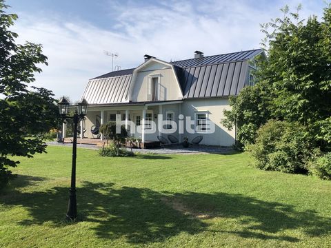 Farm property with buildings and forest plots in Pihlajaniemi, Savonlinna. A unique, well-maintained farm center with approx. 25ha of mostly grown-up plantations, tree assessment done. In addition to the residential building, there is a stable, a she...