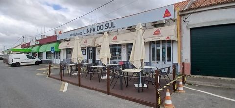 This iconic restaurant, in full operation since 1984, is looking for a new owner to continue its tradition of gastronomic excellence! Establishment Features: Strategic Location: Located in Canal Caveira, Grândola, an area of great visibility and reco...