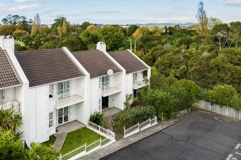 The position in a quiet enclave of modern easy care townhouses is enhanced by a lovely outlook over the plush, local park. The layout is enhanced by an easy connection to the outdoors and there's off-street parking for two cars including a carport. W...