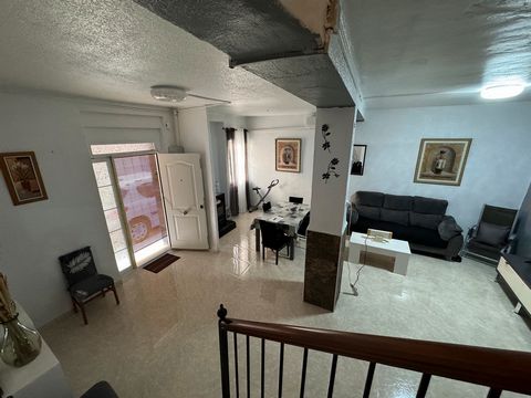 Opportunity Fully renovated town house on 2 floors and three floors 156 meters built and very well used in a spacious double living/dining room with wood stove, crossing the large room we find the renovated and furnished kitchen that communicates to ...