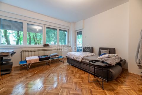 Trešnjevka, Voltino Beautiful, comfortable, newly renovated two-room apartment with an area of ​​75.41 m2 on the high ground floor of a building that was built in 1958.The building does not have an elevator.She had no damage from the earthquake.The b...