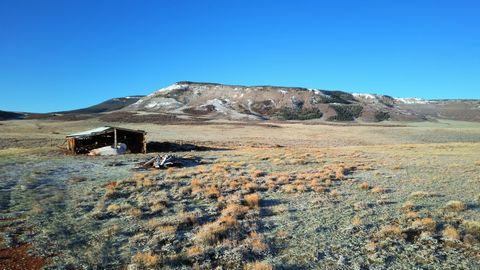 140 acres of secluded recreational propertyOpen and yet private, hunting and recreational land. This 140 acre parcel has end of road privacy and backs to BLM. Elk, deer and pronghorn are frequent visitors. Grassy rolling land with small lush lower ar...