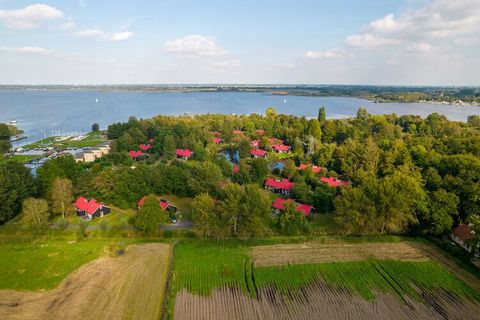 This semi-detached, comfortable holiday home is located in the spacious holiday park Waterpark De Bloemert, located on the Zuidlaardermeer. It lies just within the province of Drenthe, 3 km from the village of Zuidlaren and close to nature reserves s...