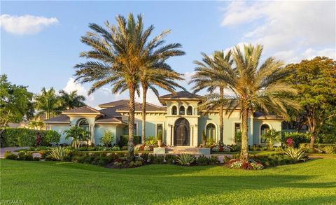 Discover unparalleled luxury at 6489 Highcroft Drive, an exquisite 5+Bedroom, 5.5-bathroom 5,762 sf grand golf course estate nestled in the prestigious Quail West Golf and Country Club community in Naples. Situated on a tranquil and private lot of ne...