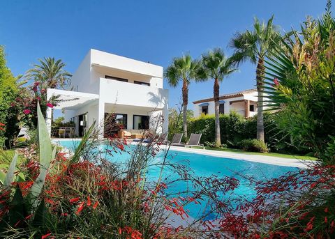 LOCATION LOCATION LOCATION** Welcome to Villa Salvo, a true gem in the heart of Marbesa, one of Marbella's most coveted residential areas renowned for its quality detached homes. This incredible villa is the epitome of luxury living, boasting a prime...