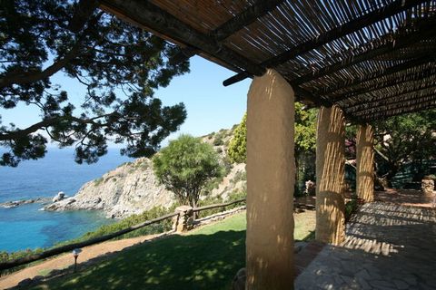 Wspaniały dom wakacyjny na południu Sardynii z tarasem na dachu, położony w bardzo spokojnej okolicy. Czysty relaks!