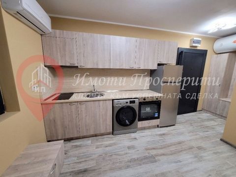 Imoti Prosperiti is pleased to present to your attention a property with ref. 366!!! FOR SALE undersized 2 - ROOM APARTMENT, with an area of 37m2 and the sale price of 120 000EUR, located in the town of Plovdiv. SOFIA, kv. PAVLOVO . In a communicativ...