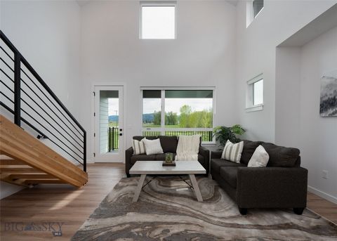 Beautiful condo in Bozeman's desired Southside! Enjoy the convenient, turn key living while being in the picturesque landscape of south Bozeman. This condo has vaulted ceilings and open concept living and kitchen area perfect for entertaining. Enjoy ...