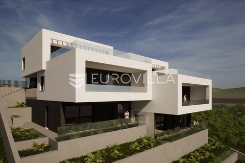 Zagreb, Remete, NEW CONSTRUCTION, a beautiful three-room apartment with a total surface area of 116 m2 on the 1st floor of a luxurious urban building surrounded by greenery.Closed living area 94 m2. It consists of an entrance area, living room with k...