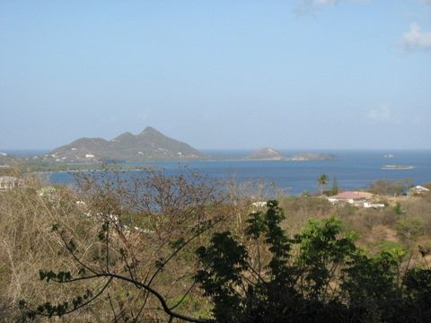 Sea-view lots in Carricaou, Craigston Estate. Each one of these lots has a unique view of Carriacou and the surrounding islands.