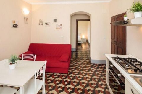 Former manor house with garden plot, community pool and sun terrace at the eastern end of the Riviera on the Ligurian Sea. The five apartments in total are tastefully furnished and, in addition to satellite TV and free WiFi access, also have a washin...