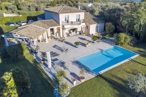 This stunning villa is located in a peaceful residential area within walking distance to the charming village of Valbonne. It offers a spacious and bright living room with a cozy fireplace, a dining room, a fully equipped open-plan kitchen, 4 bedroom...