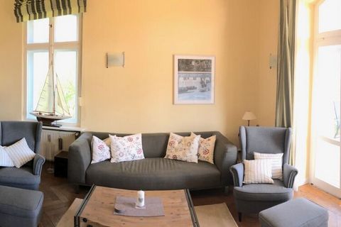 You can spend your holiday at the highest level with up to 4 people in the elegant 128 m2 holiday apartment. The holiday apartment is right on the lake.