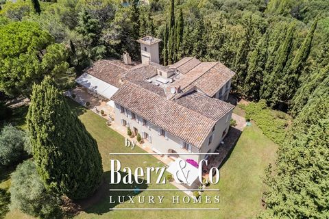 In a bucolic environment, beautiful property consisting of three buildings for a total surface of sqm 1000 set in a nice and quiet area, located 15 minutes from Mougins. The main house is about sqm 630 and consists of 4 en-suite bedrooms, large recep...