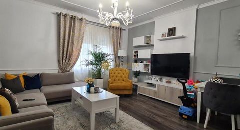 The apartment for sale is located at the Sima Com Complex Unaza e Re Astir. General information Gross area 109 m2. 3rd floor living. Organization Living room Kitchen 2 bedrooms 2 bathrooms Balcony. Other information High quality construction. The apa...