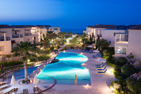 Aphrodite Beachfront Apartment 106 is located west of Crete in the region of Chania, only 15 minutes from the city of Chania and the Leptos Panorama Hotel . It is part of the internationally awarded project ‘Aphrodite’ and is set on a sea front locat...