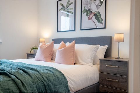 Sojo Stay Short Lets & Serviced Accommodation Slough Whether you're staying for a week, a month or longer, our property is the perfect choice for families, friends, business travellers, and contractors. Book now and experience the convenience and com...