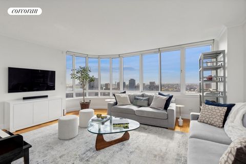 Welcome to the Channel Club and this spacious 3 bedroom/3 bath view apartment on the 25th floor. This apartment has the most amazing view sof water, skyline and bridges that you can even imagine. Every room has a view! The entry leads to the large li...