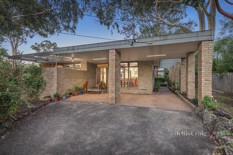 A much-loved family sanctuary on the cusp of Slater Reserve and Koonung Creek Trail, this is a rare and exciting opportunity for families wanting to move into this highly coveted neighbourhood. Immaculately presented and infused with a warm retro vib...