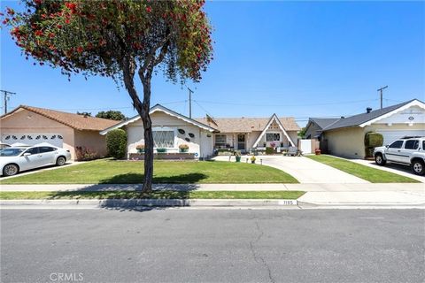 Three bedroom home in great location in Buena Park! Features Laminte flooring, recessed lighting in Kitchen with inside laundry, dining room, electric blinds, backyard with block wall fence and close to schools, major freeways, Buena Park Mall, and K...