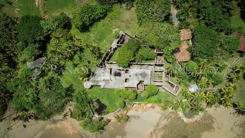 Potential to be Pedasi's Grandest Beachfront Home We are pleased to present Maison de l'Ocean, the partially-constructed beachfront estate home by renowned designer and architect Gilles Saint Gilles. Construction on the property was postponed as Mr. ...