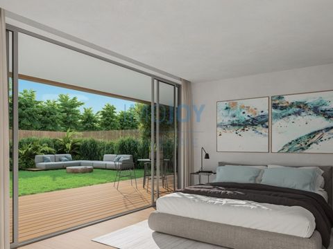3 bedroom flat inserted in the Visabella development, in the Mira D'Or Building, consisting of living room, kitchen, with common balcony and three suites. It also has two parking spaces Vistabella and its three developments, Panorama, Boulevard and M...