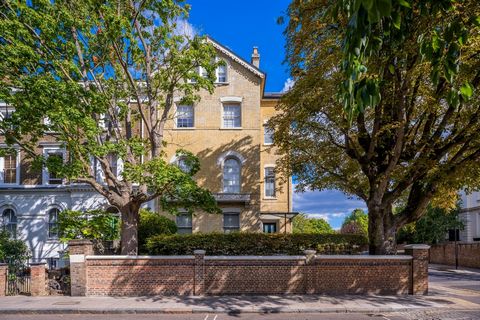 This exceptional Victorian house in St John’s Wood spans 4,740 sq. ft. On the market for only the fourth time in its 160-year history, the house has been meticulously renovated to preserve its period proportions, which have been cleverly blended with...