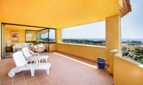 Immaculate apartment for sale with breath taking panoramic sea views This apartment is located within a gated and exclusive urbanization East of Estepona at a 5 minute drive from the beach It consists of 3 bedrooms and 2 bathrooms and has a covered 4...