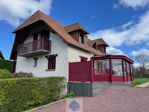 le Cabinet de Simencourt vous propose une maison individuelle en parfait état entre Eu et Dieppe sur un terrain de 1420 M2 Au RDC une entrée avec placards, un grand sejour/salle à manger avec un insert, une belle cuisine donnant sur une terrasse, une...