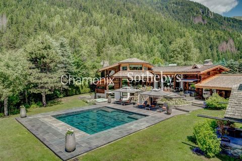 Chamonix Sotheby's International Realty presents chalet Mozart, a magnificent log chalet designed by a local renowned architect, it’s an exceptional property in Chamonix valley, on a very private plot of land. The chalet is a spacious 467 m2 of habit...