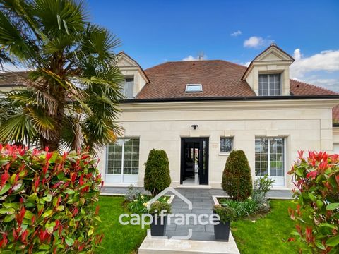 Maison de prestige, 7 pièces, avec vue imprenable sur le golf à ORMESSON SUR MARNE (94)