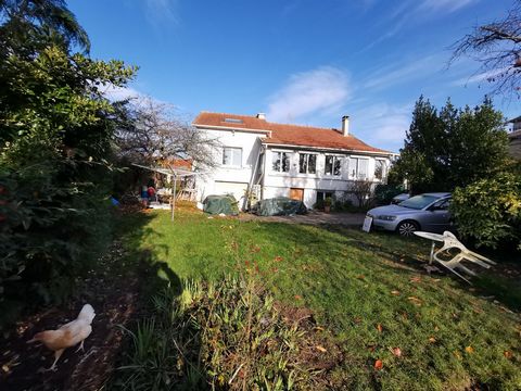Atypique Cergy village....10' Gare
