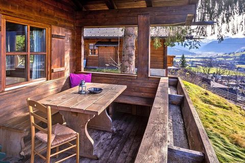 Two cozy wooden chalets right on the edge of the forest above the village, in a quiet and sunny hillside location, with a fantastic panoramic view (862 m above sea level). Especially from the large wooden balcony with garden furniture and sun lounger...