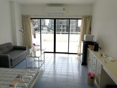 Excellent 1 Bed Apartment For Sale in Centurion Park Complex Bangkok Thailand Esales Property ID: es5553827 Property Location Centurion Park, 5 Soi Ari 5, Phahonyothin Road, Phayathai, Bangkok, Thailand Property Details With its glorious natural scen...