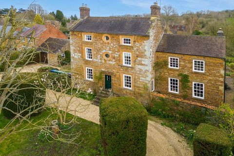 Nestled within a peaceful landscape, this stunning stone-built detached property boasts original features and character throughout. With four good-sized bedrooms, it offers ample accommodation for a family or for those seeking generous space. The cha...