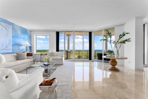 Luxury living awaits at the Verona building 12th floor Lower Penthouse, your private oasis in Deering Bay. This 4-bed, 4.5-bath condo offers 4,480 sq ft of spacious living. Enjoy breathtaking Biscayne Bay views and the Deering Bay community from the ...