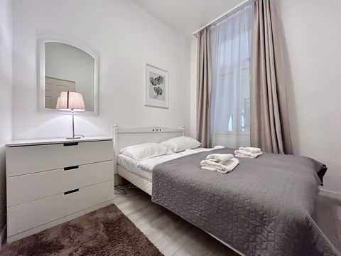 If you are coming to Budapest and are looking for a comfortable, modern place to stay, then choose this one and a half bedroom 49 m2 apartment in the Corvin district! The apartment is fully equipped and furnished, so you only need to bring your lugga...