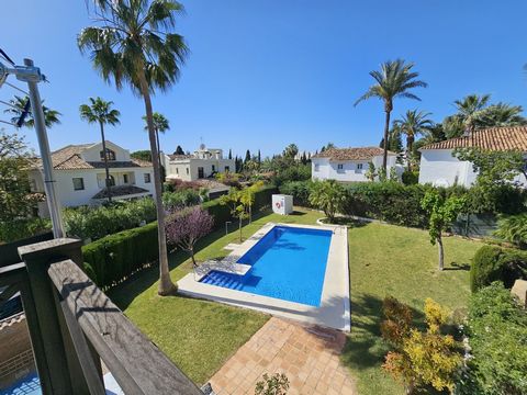 This gem of a house is for sale in the exclusive residential area of Sierra Blanca, Marbella. If you are looking for a one off property, something full of character in a quaint and bespoke urbanisation, then come and see this great 3 bedroom house. I...