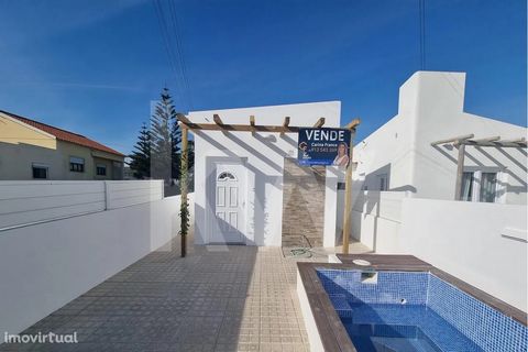 Photoreportage in Progress ******** Very cozy 1 bedroom villa, just 500 meters from the beach ideal for surf lovers. Semi Equipped Kitchen with Oven, Hob and Extractor Fan, this is in open space providing harmony and comfort together with the Living ...